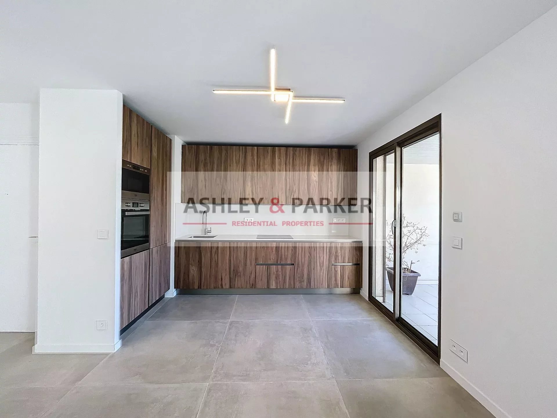 Vente Appartement 115m² 4 Pièces à Nice (06000) - Ashley & Parker