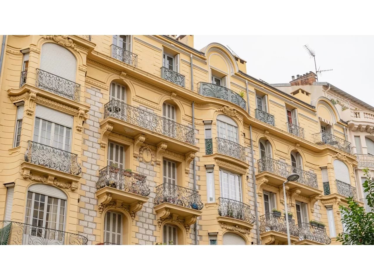 Appartement  4 Locali 100m2  In vendita   640 000 €