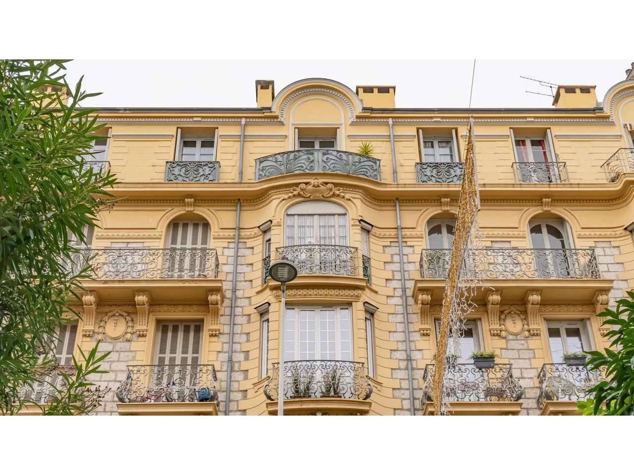 Appartement  4 Rooms 100m2  for sale   640 000 €