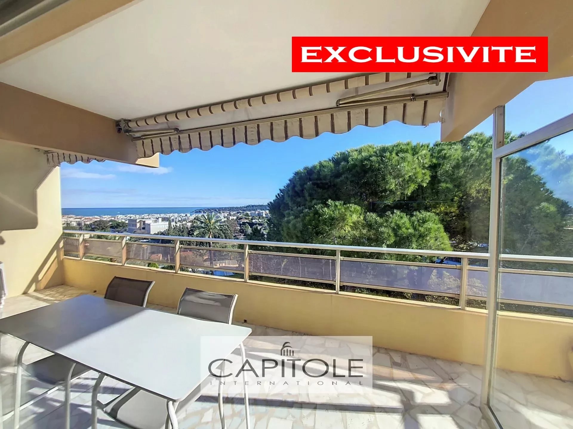 Antibes - Sole agent property : panoramic sea view, 2-bedroom corner apartement with large terrace