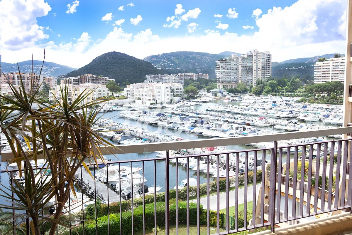 Cannes Marina - Appartement 3 pièce(s) 80.09 m2 expo Sud Calme absolu