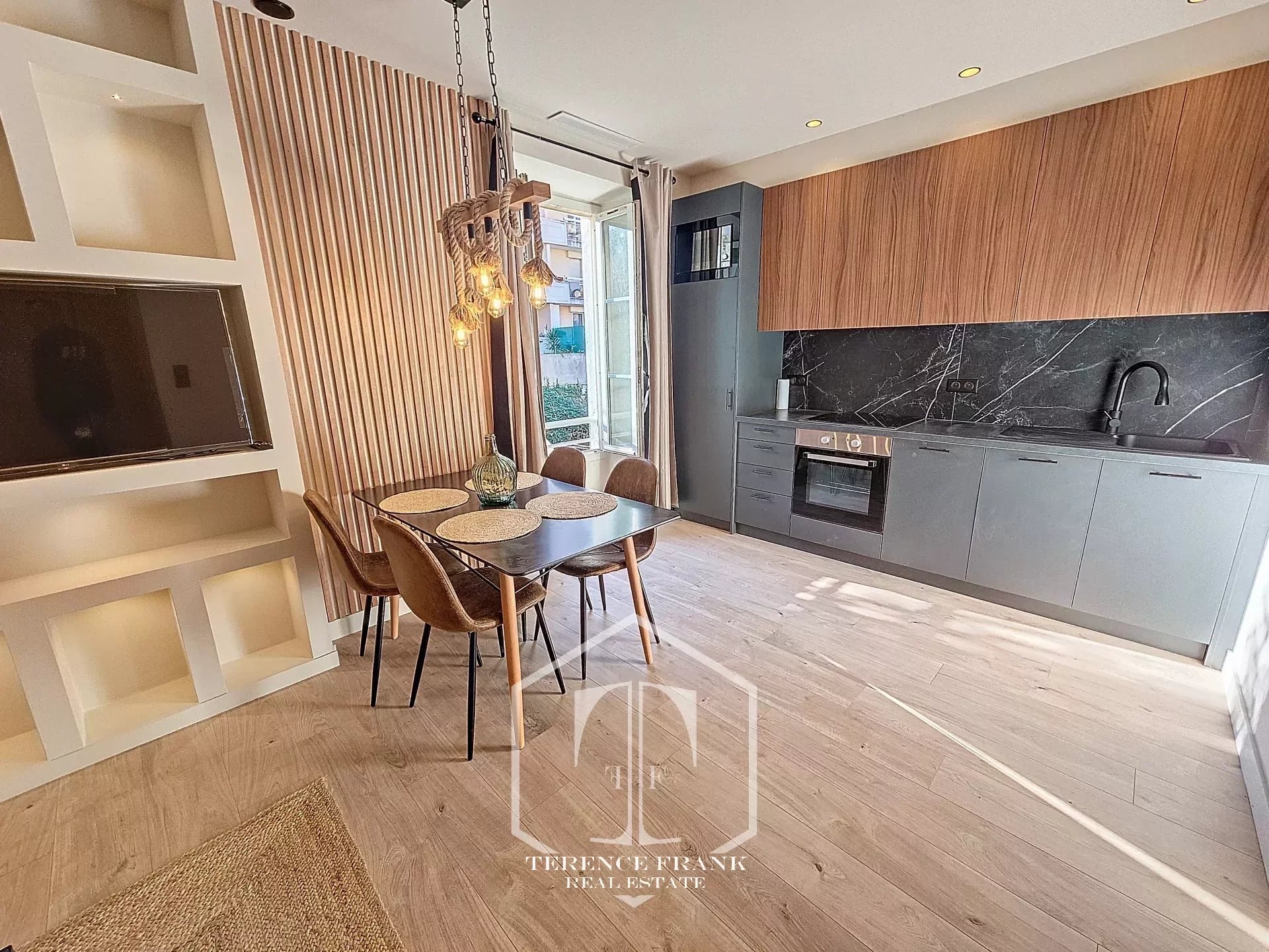 Vente Appartement 50m² 3 Pièces à Nice (06000) - Terence Frank Real Estate