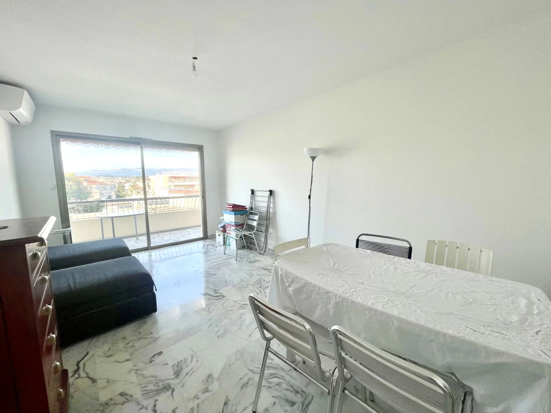CANNES FULL CENTRE 2 ROOM APPARTMENT for sale