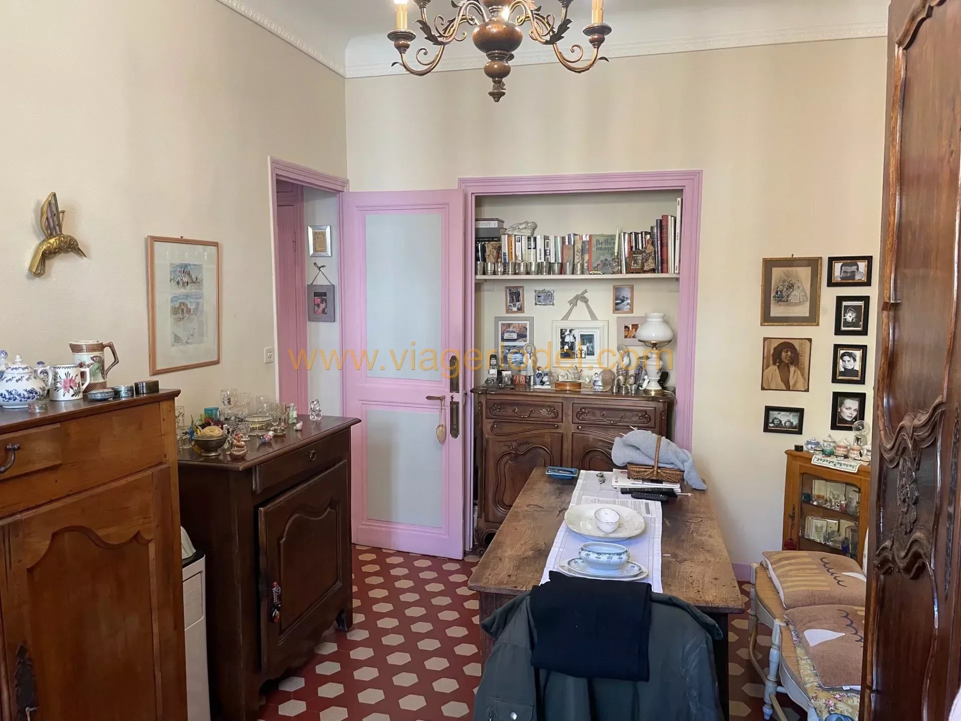 Ref.: 9347 - LIFE ANNUITY - NICE (06) - OCCUPIED 2-room apartment