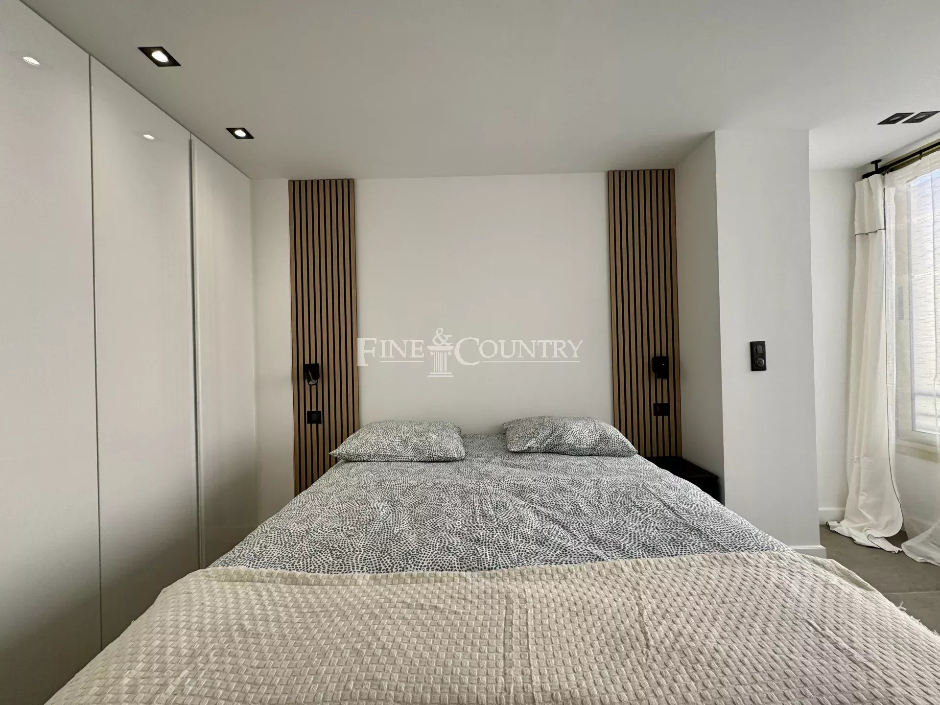 Photo of Apartment for sale in Cannes center