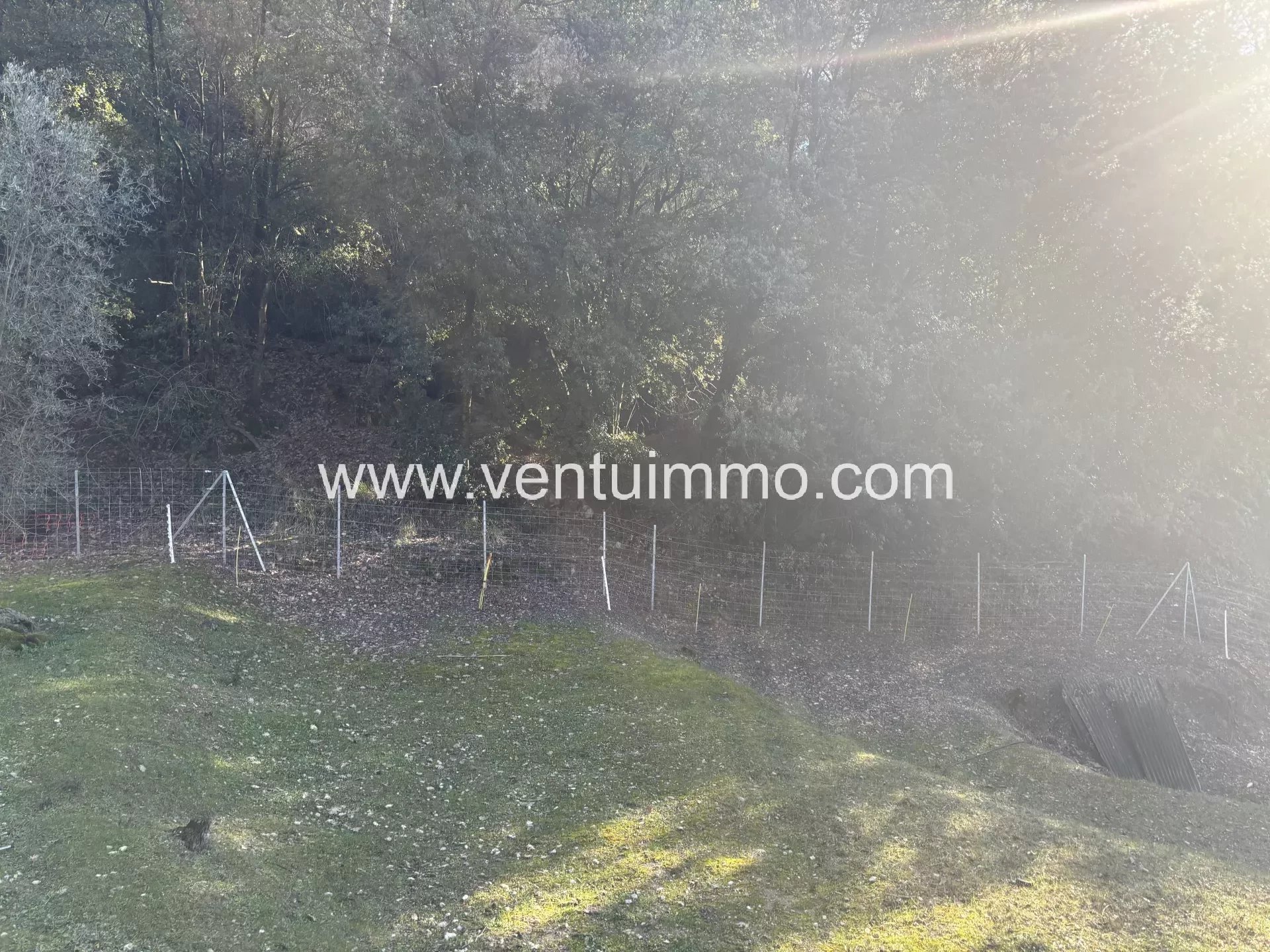 OPPORTUNITY L’ESCARENE 06 BUILDABLE POSSIBILITY WITH AN AREA OF 11916 m2
