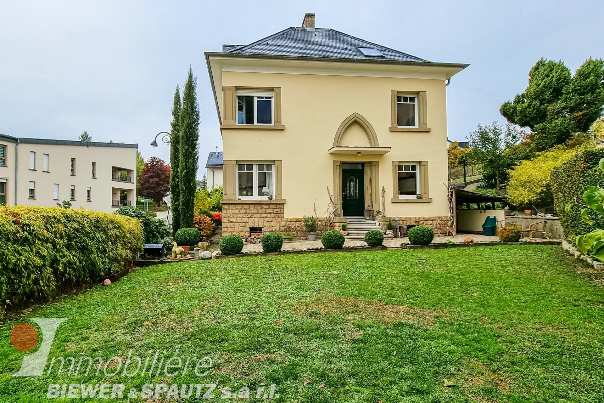 Unique Detached House (Former Rectory) with 3 Bedrooms in Berbourg