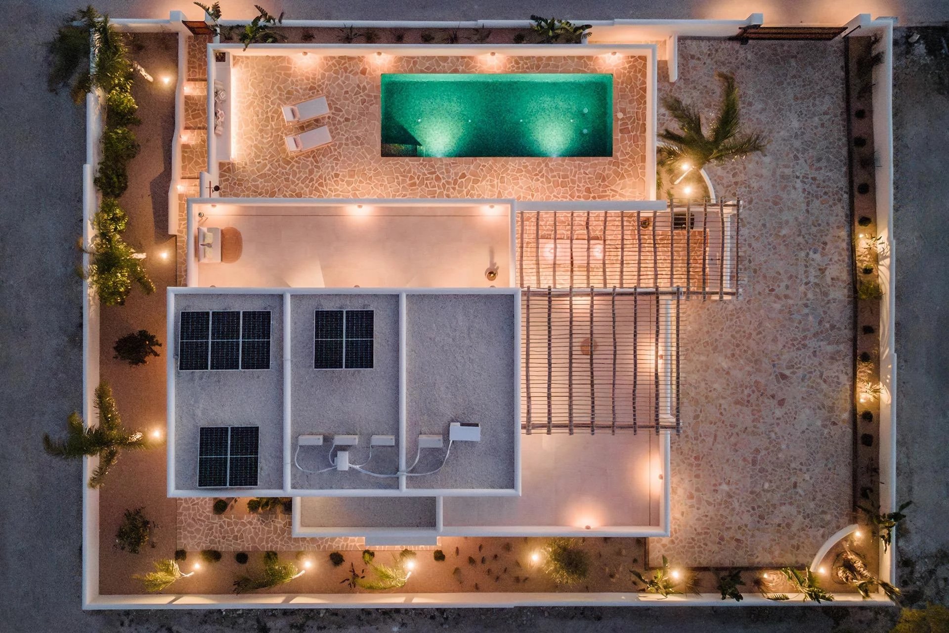 Villa de style Ibiza prête à l'emploi avec vue sur la mer à Moraira