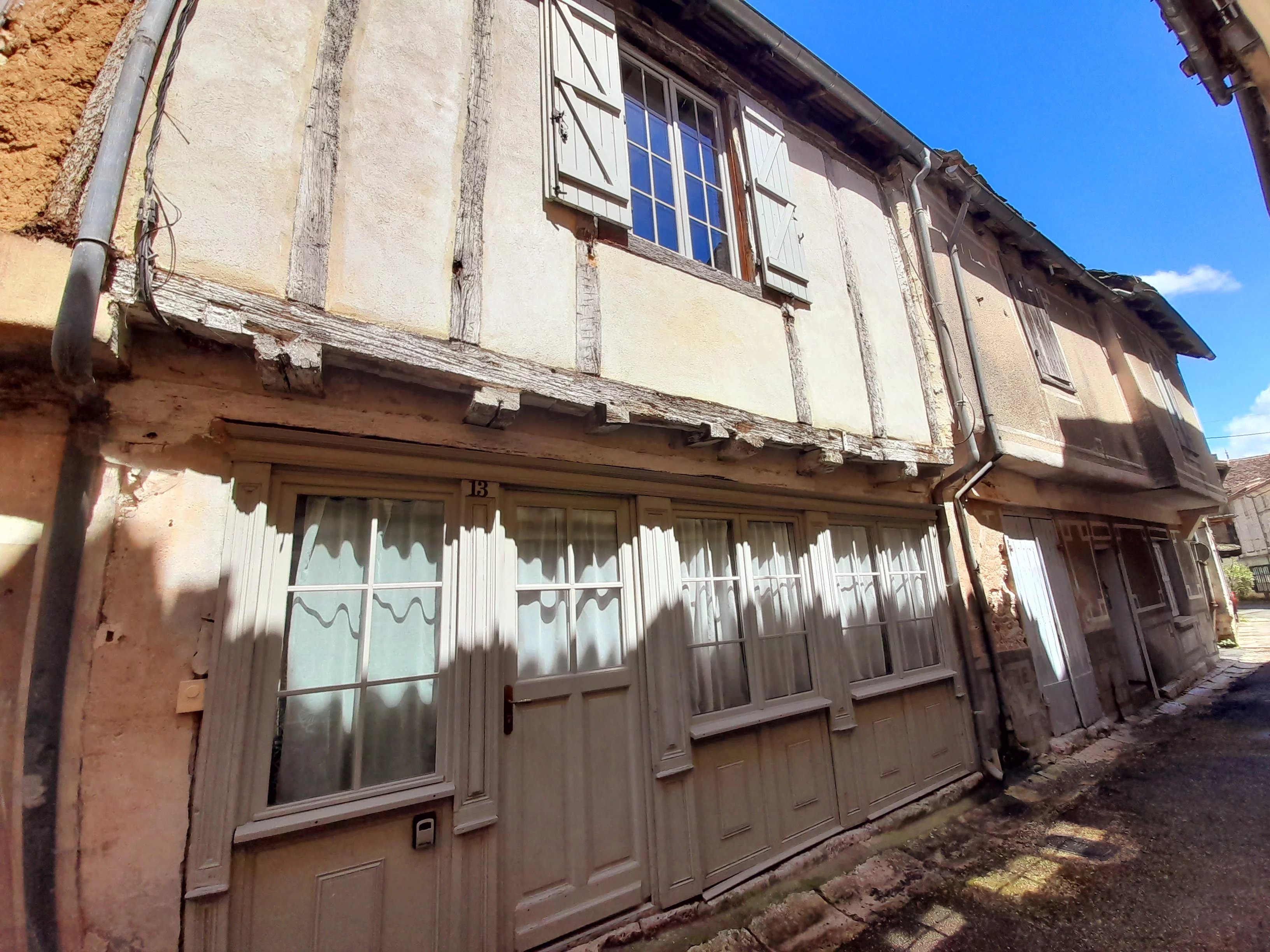 Pied a Terre in charming Medieval Village