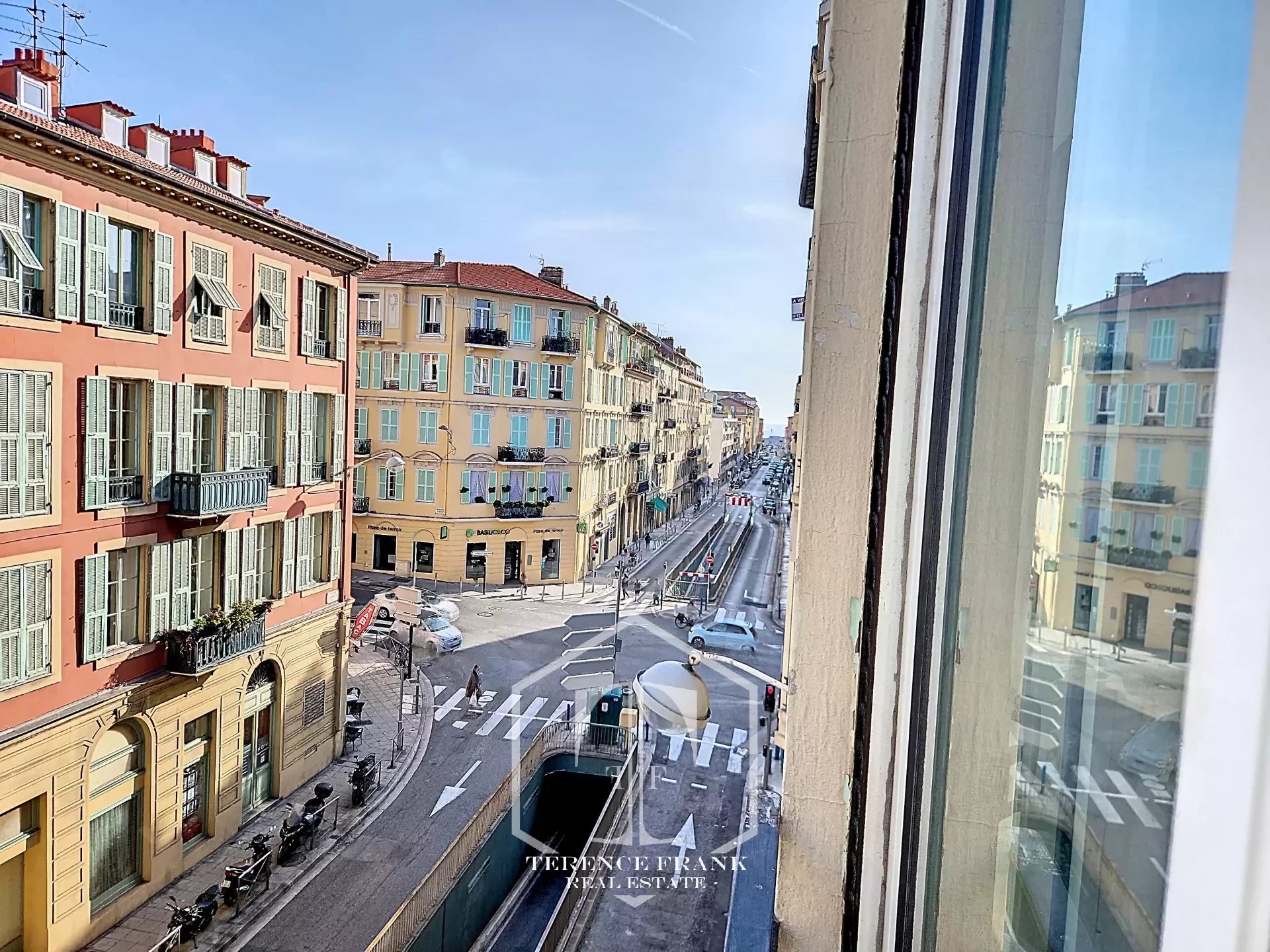Vente Appartement 47m² 3 Pièces à Nice (06300) - Terence Frank Real Estate