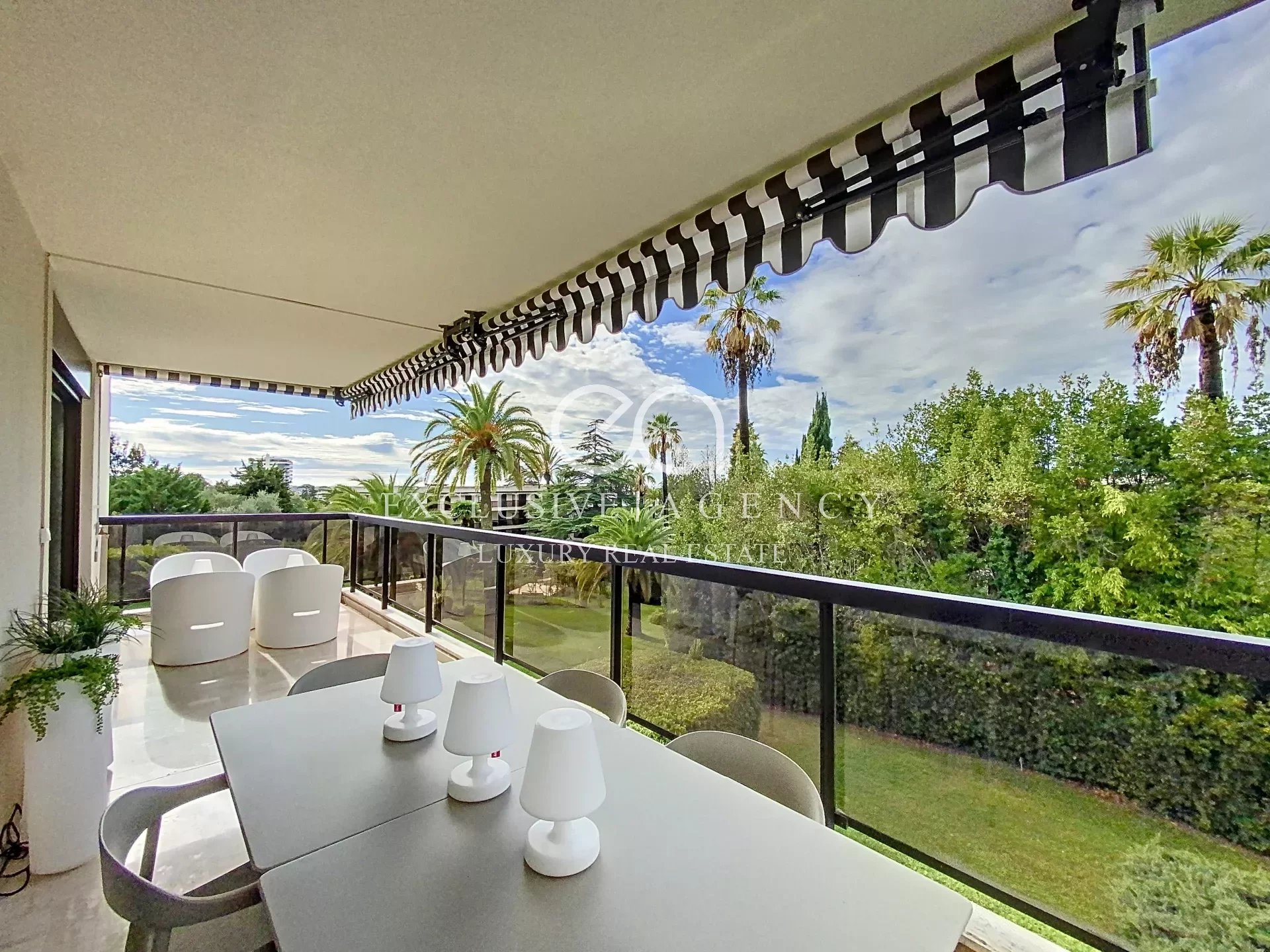 Stilvolles 3-Zimmer-Apartment in Cannes mit nach Süden ausgerichteten Terrassen