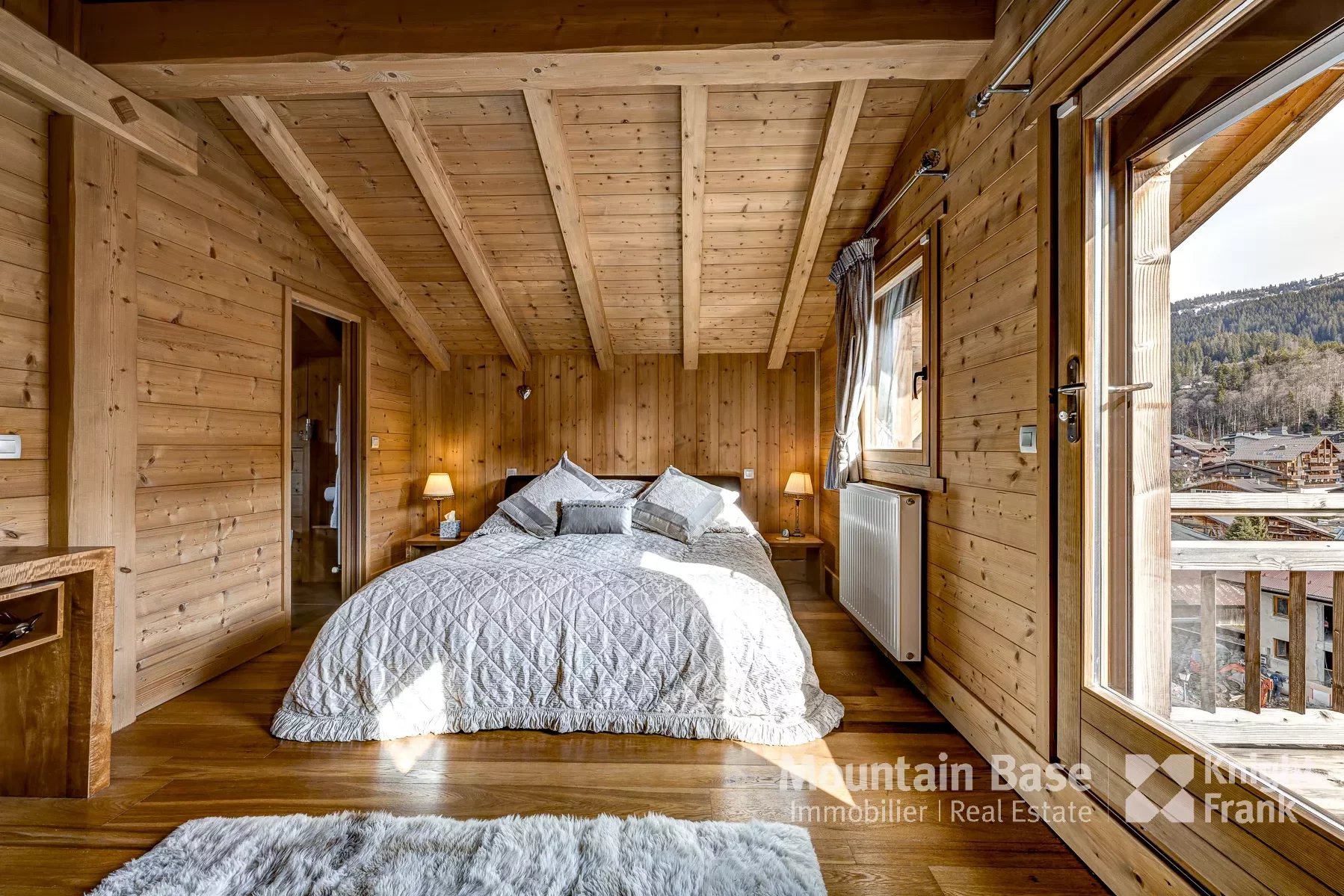 Photo of Superb luxury 4 bedroom chalet in elevated position Les Carroz