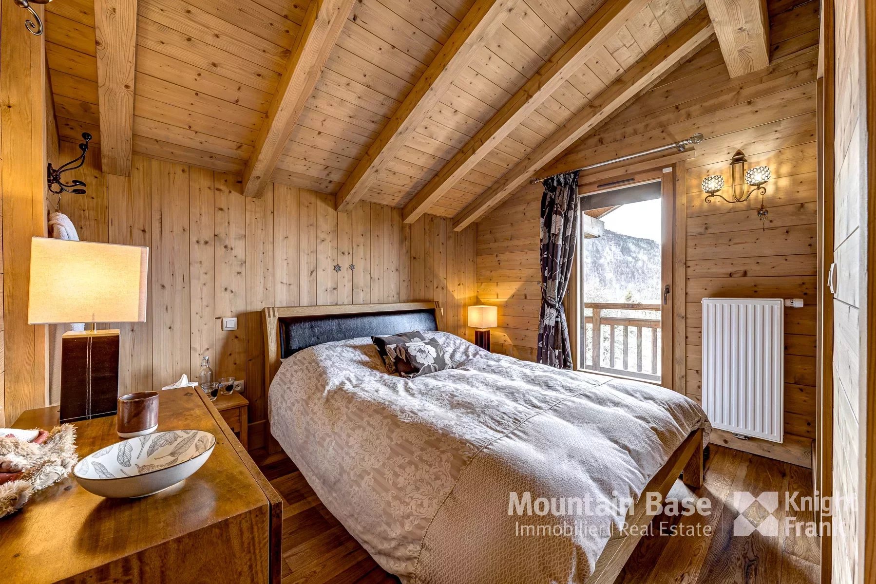 Photo of Superb luxury 4 bedroom chalet in elevated position Les Carroz