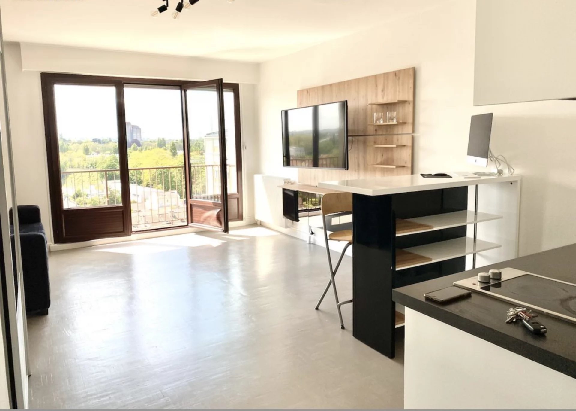 Champigny-sur-Marne Appartement type studio de 30 m2 - Image 1