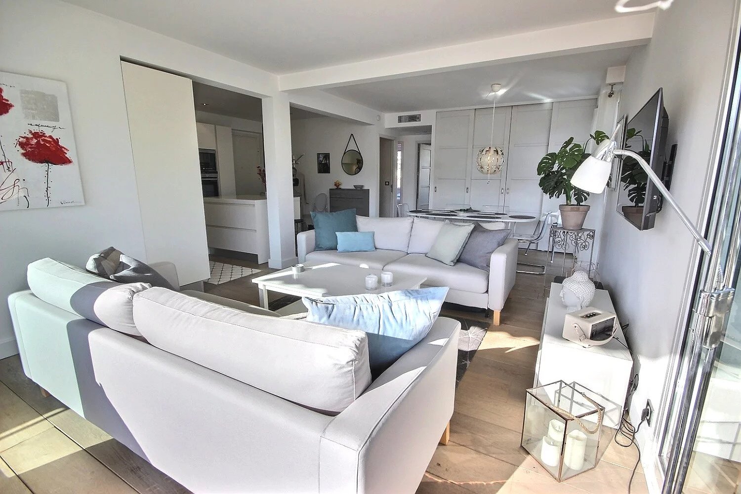 Stunning 3-Room Apartment for Sale in Cannes - Basse Californie