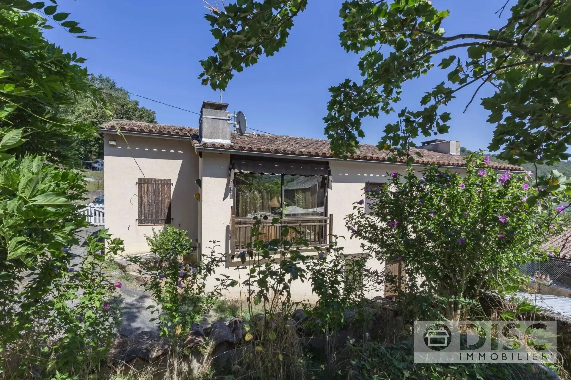 Spacious village house with garage and garden