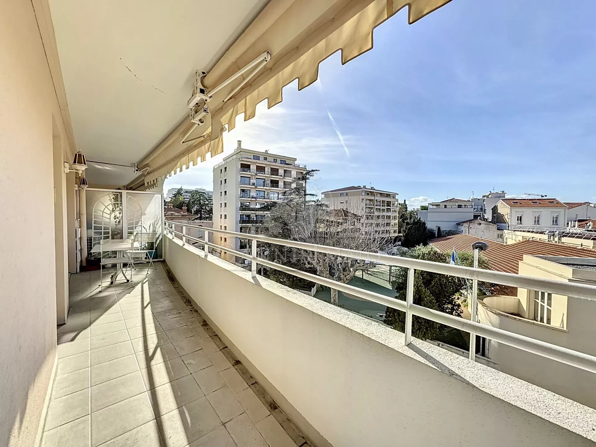 Vente Appartement 50m² 2 Pièces à Cannes (06400) - Cannisimmo
