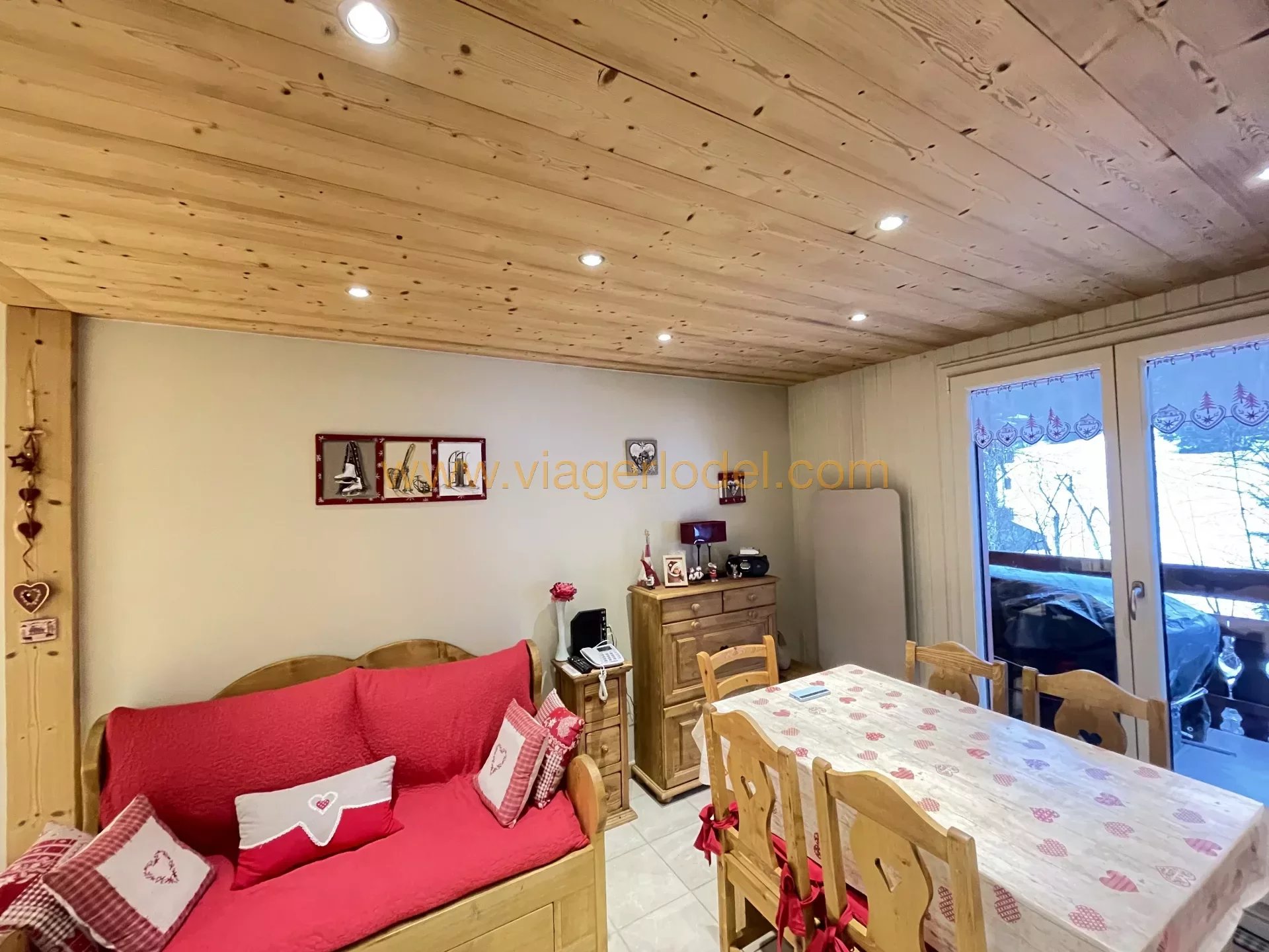 Réf. 9372 - TERM SALE OCCUPIED 10 YEARS PROPERTY - CHATEL (74)