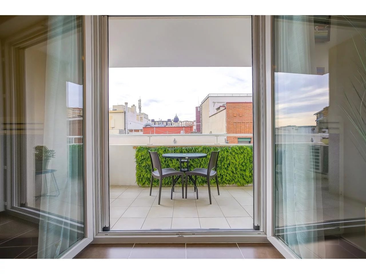 Appartement  3 Rooms 84.05m2  for sale   750 000 €