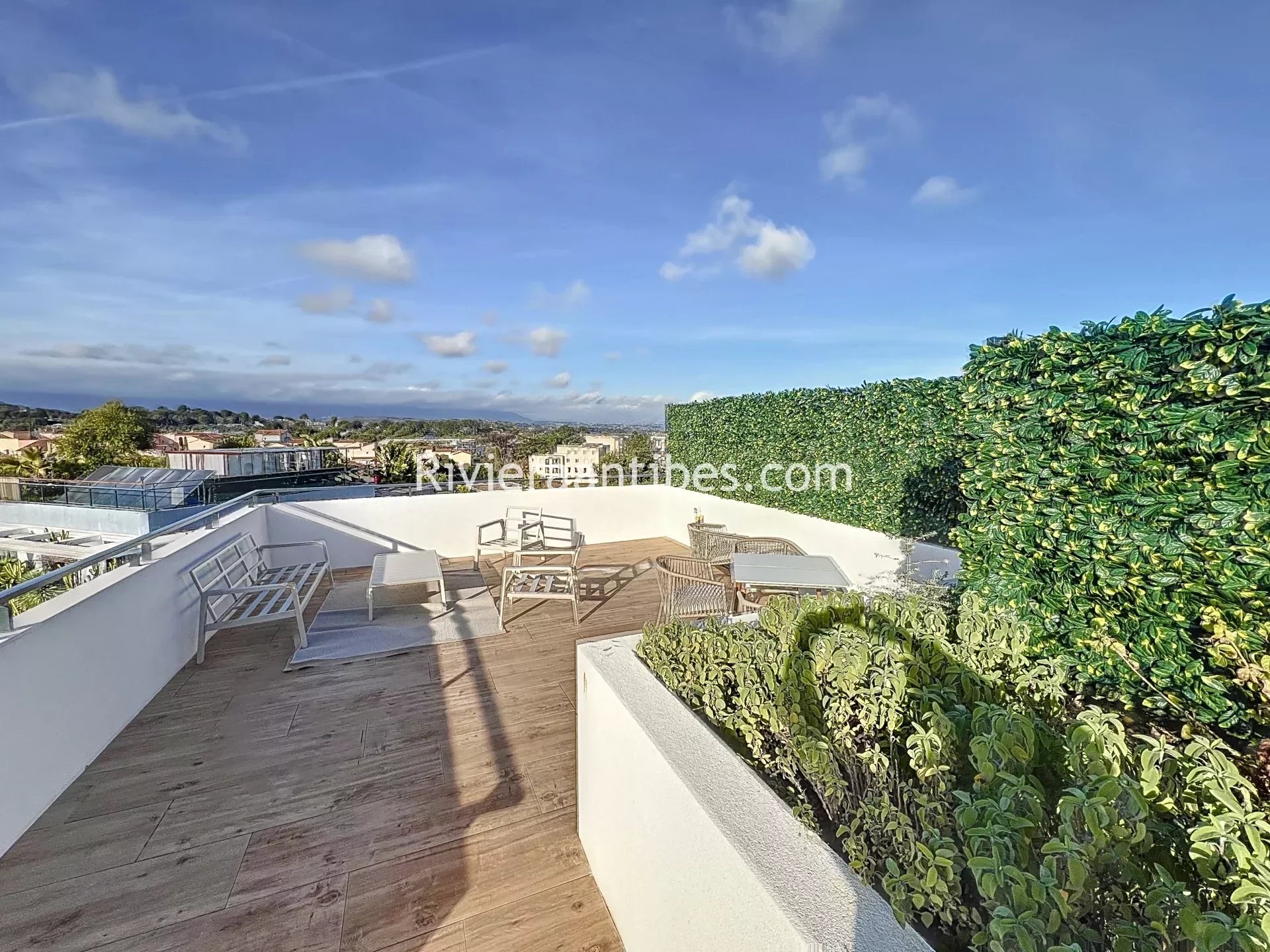 Vente Appartement 67m² 3 Pièces à Antibes (06600) - Riviera Réalisation Immobilier