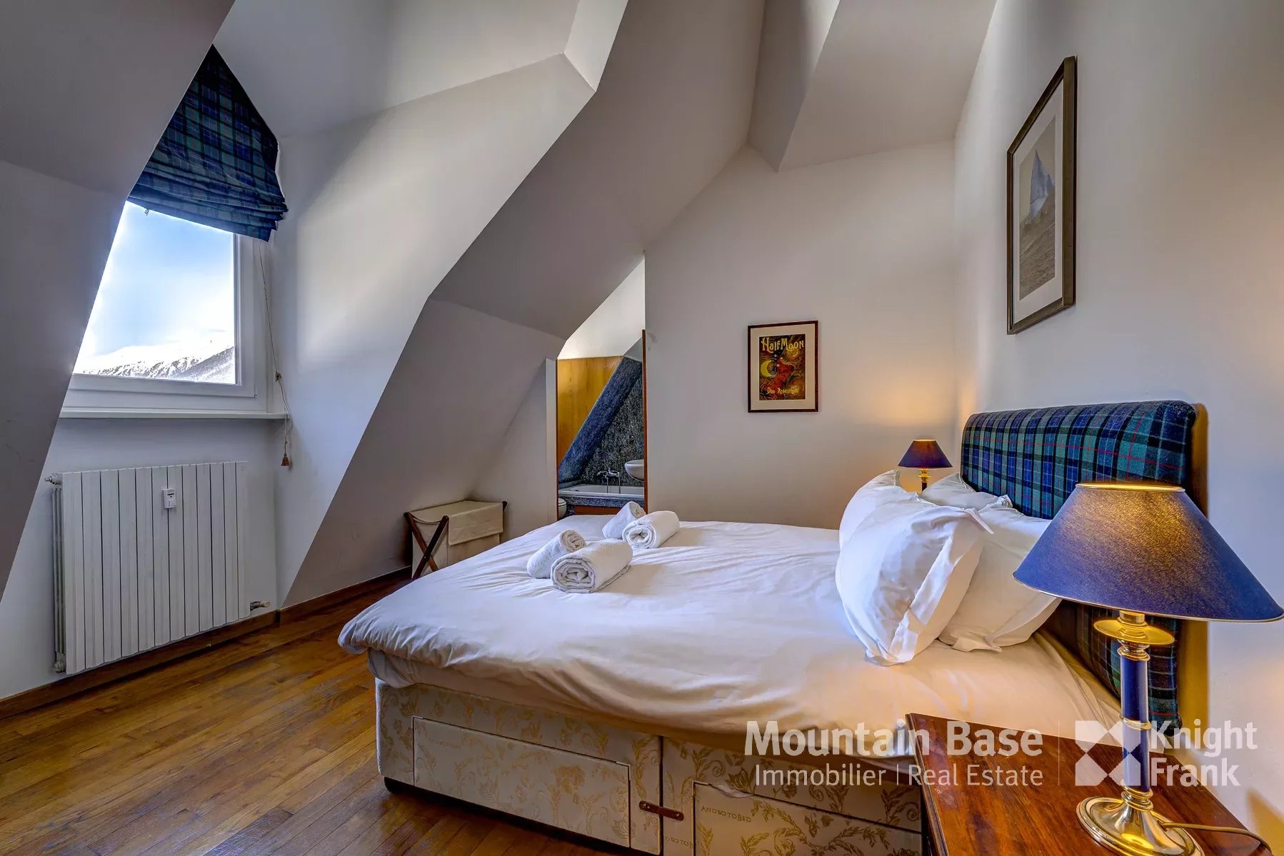 Photo of Hyper-central 2-bedroom apartment with mezzanine in Chamonix