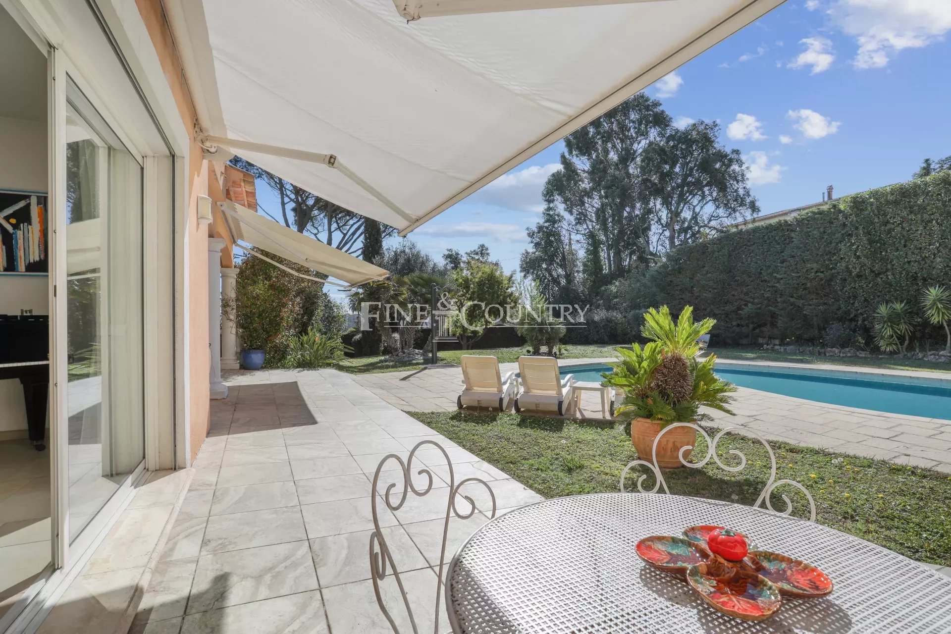 Photo of Recent Villa for sale in Mandelieu, Cote d’Azur, 5mn away from golf and beach