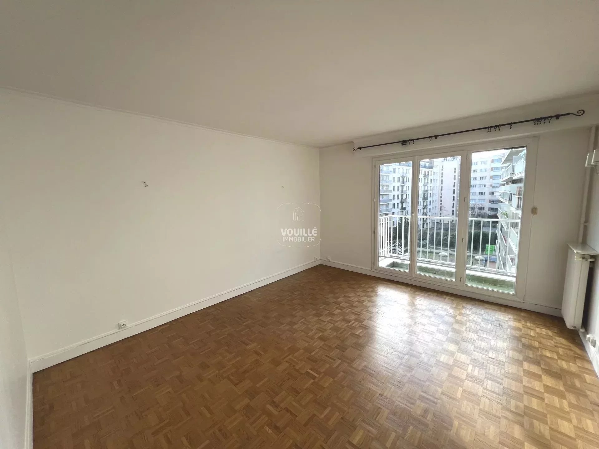 2 Pièces 43,61 m² - 5ème étage / 6 - Paris 75015