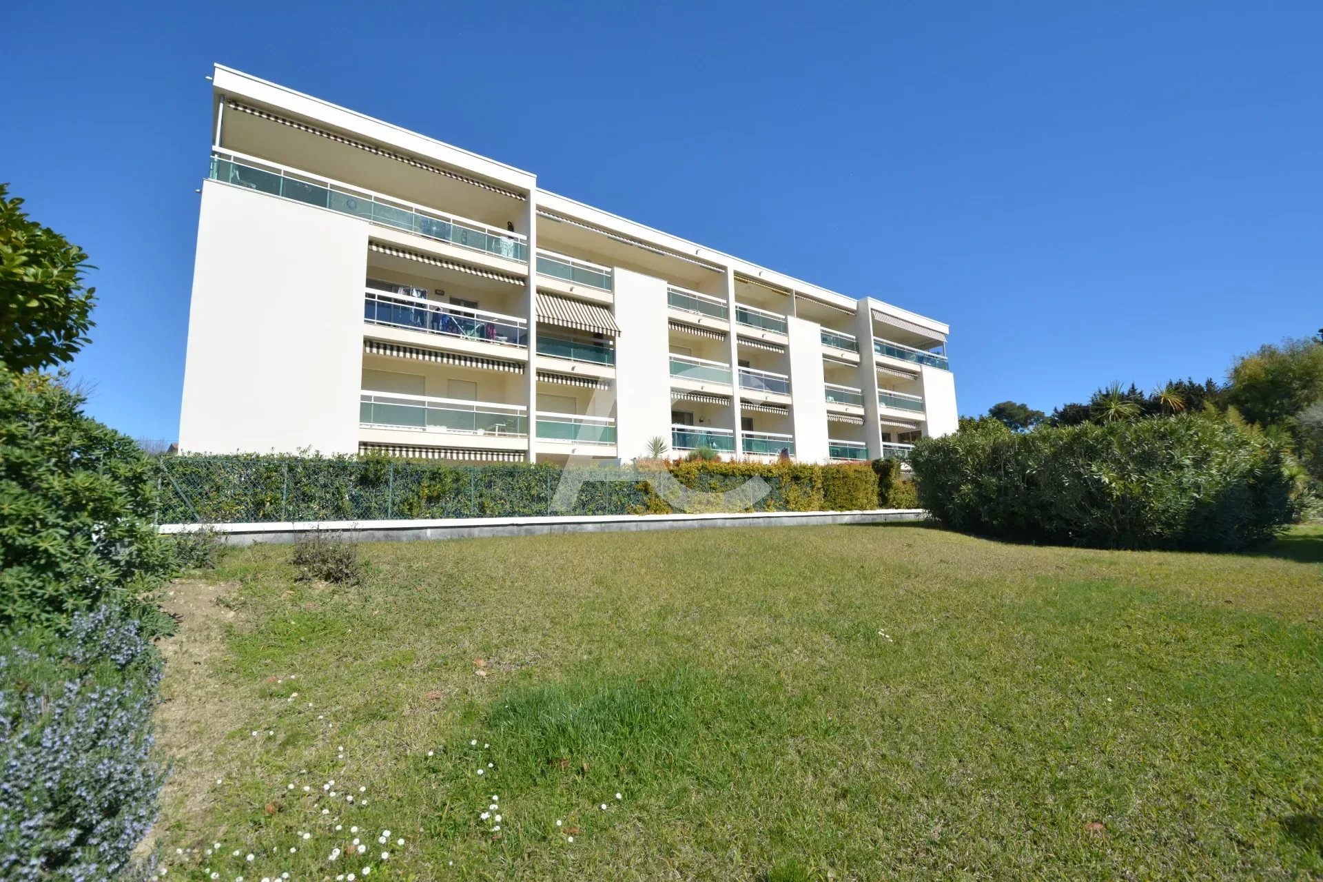 Vente Appartement 75m² 3 Pièces à Antibes (06600) - Agence Du Colombier