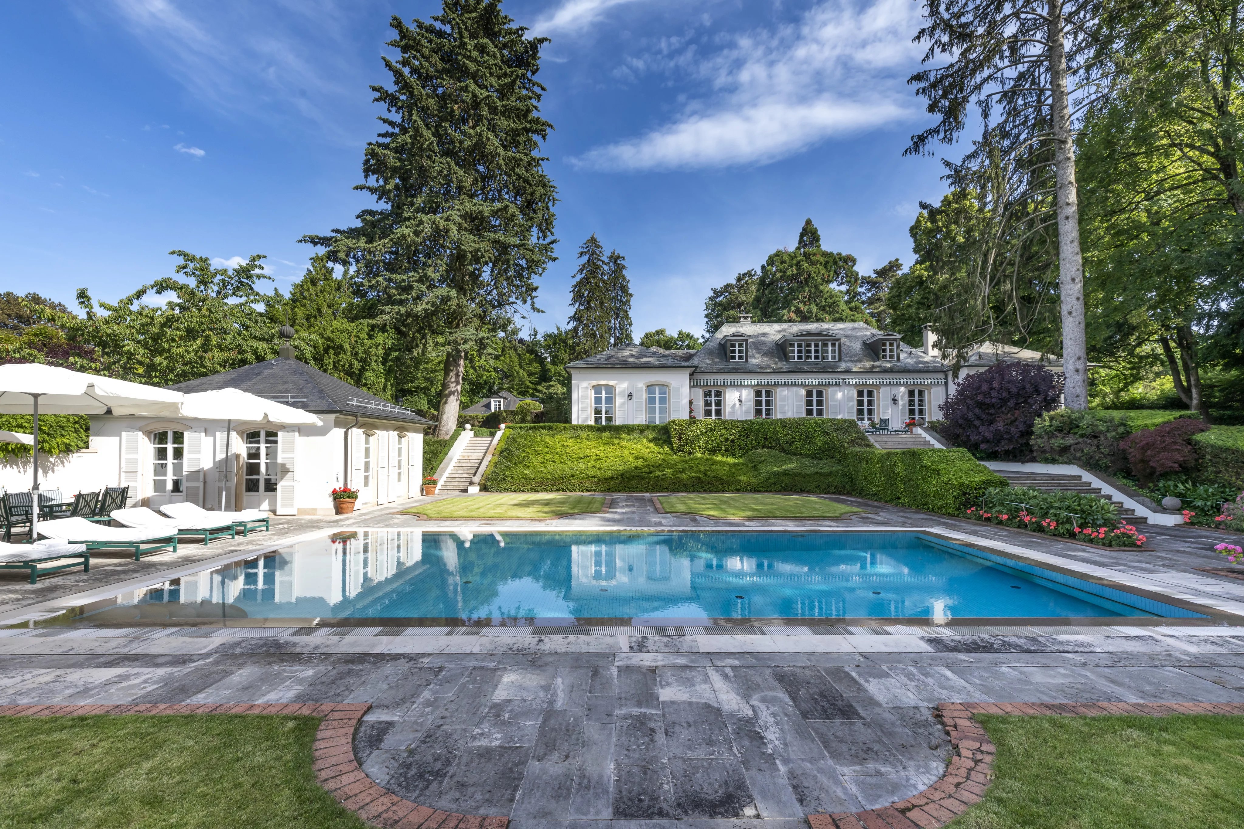 Prestigieuse Maison de Maître à Vandoeuvres avec vue sur le lac