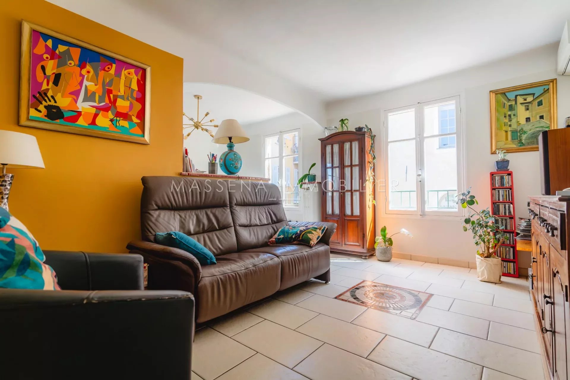 THE HEART OF VIEUX NICE 4/5 ROOMS - 435000 Euros
