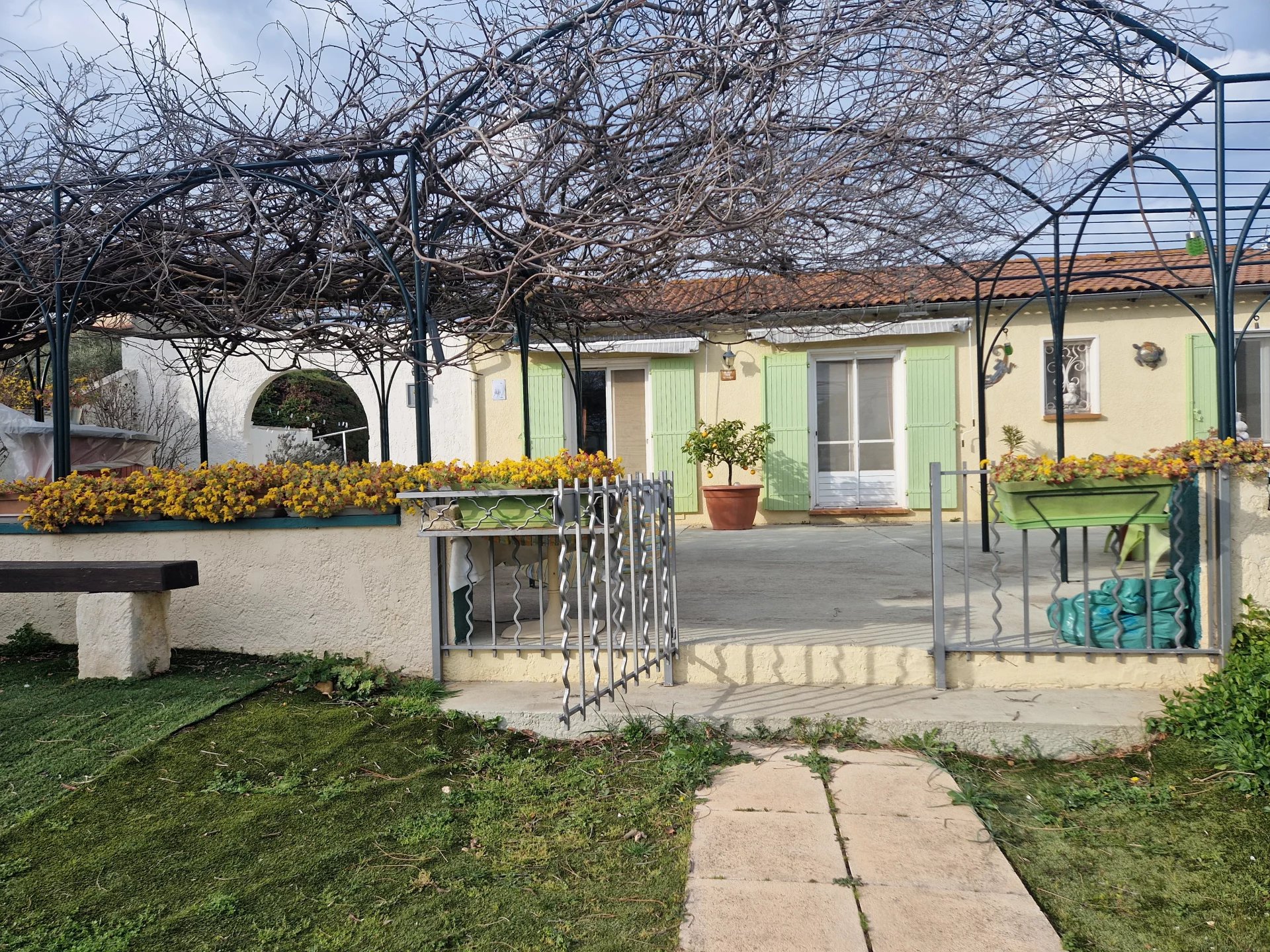 Vente Maison 150m² 7 Pièces à Arles (13200) - Azur Immobilier