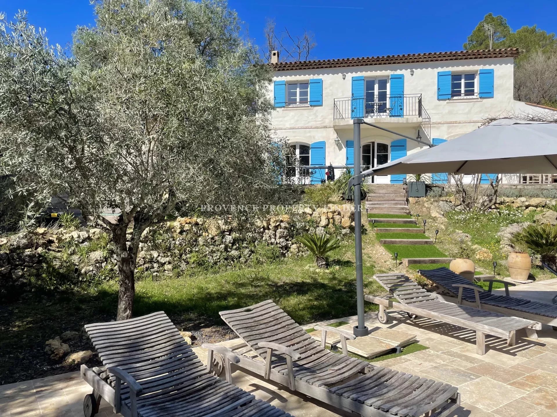 Provence! Bastide style house offering all the comfort you need.