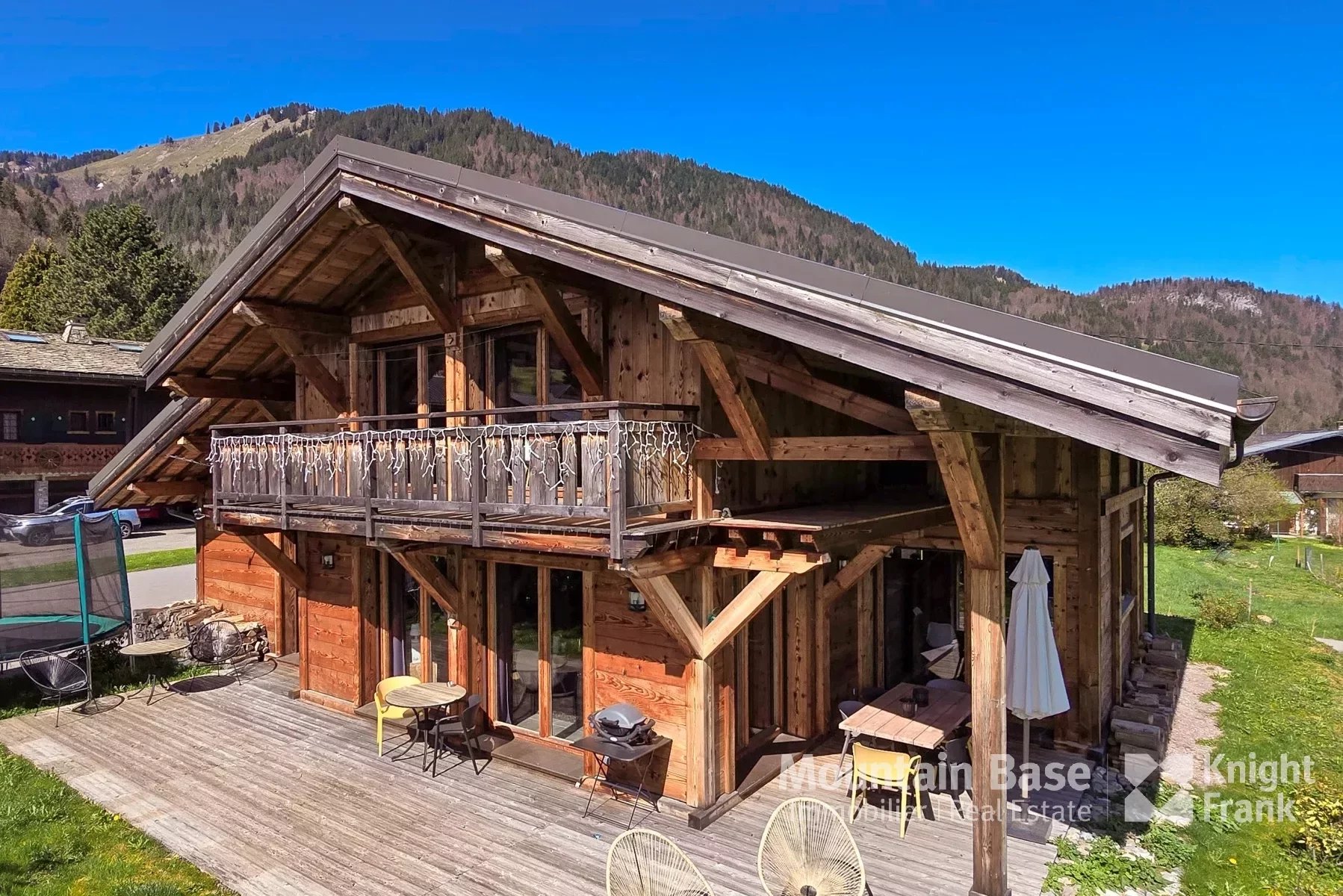 Photo of Recently built, quality 5 bedroom chalet in the heart of Essert-Romand