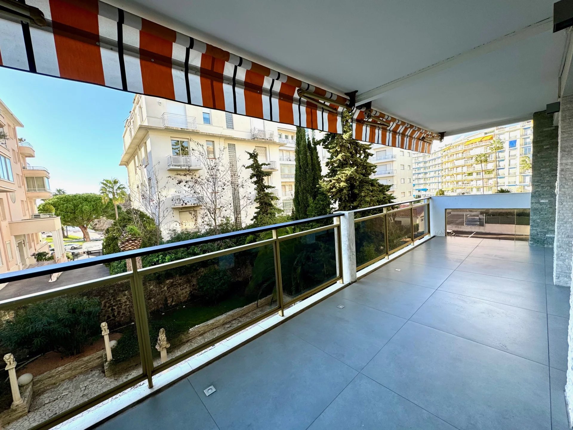 Vente Appartement 78m² 4 Pièces à Cannes (06400) - Labouré Immobilier Cannes