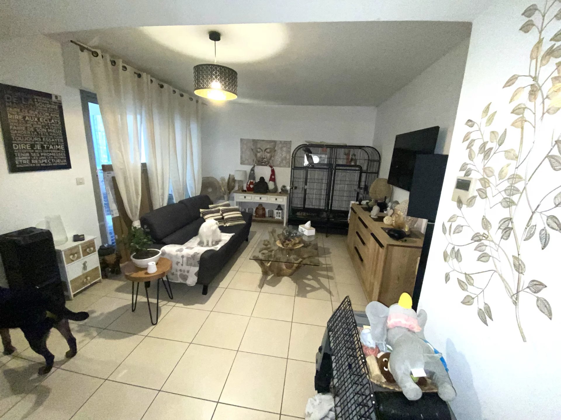 NIMES - APPARTEMENT T3 - 73M2