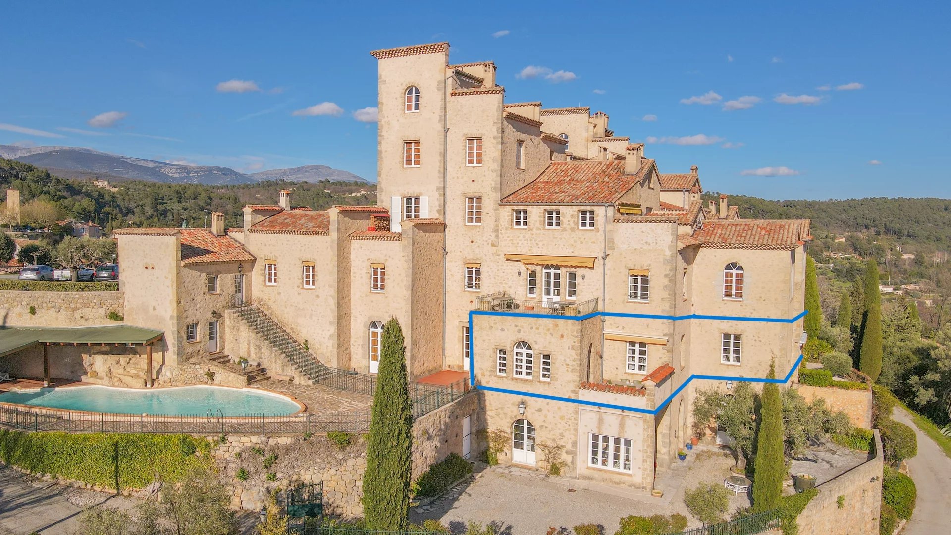 Sfeervol appartement in het Chateau du Puy