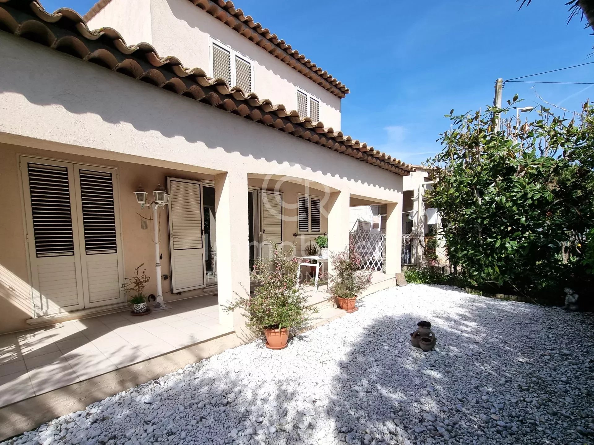 Vente Maison 89m² 4 Pièces à Cannes la Bocca (06150) - Ccr Immobilier