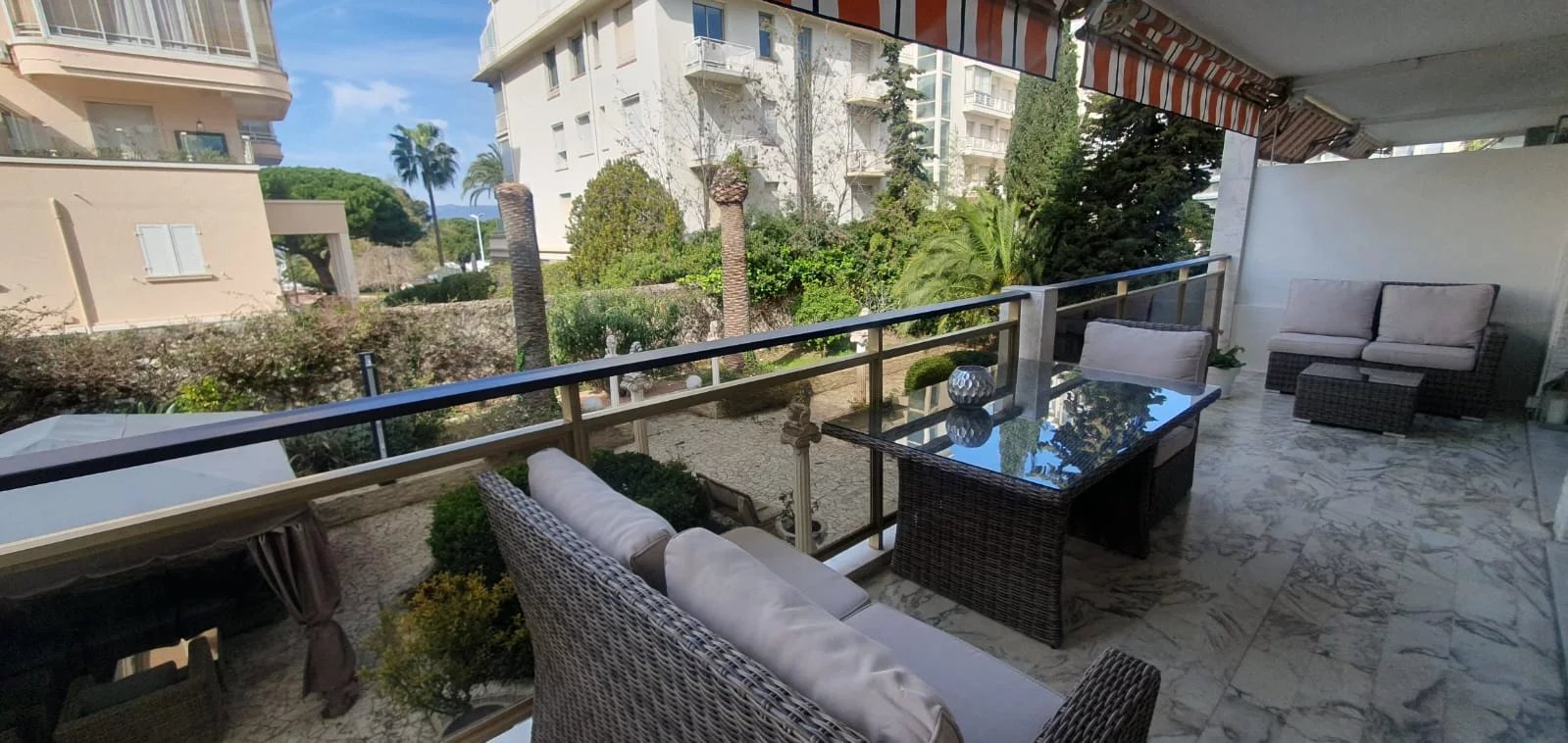Seasonal rental Apartment - Cannes Palm Beach