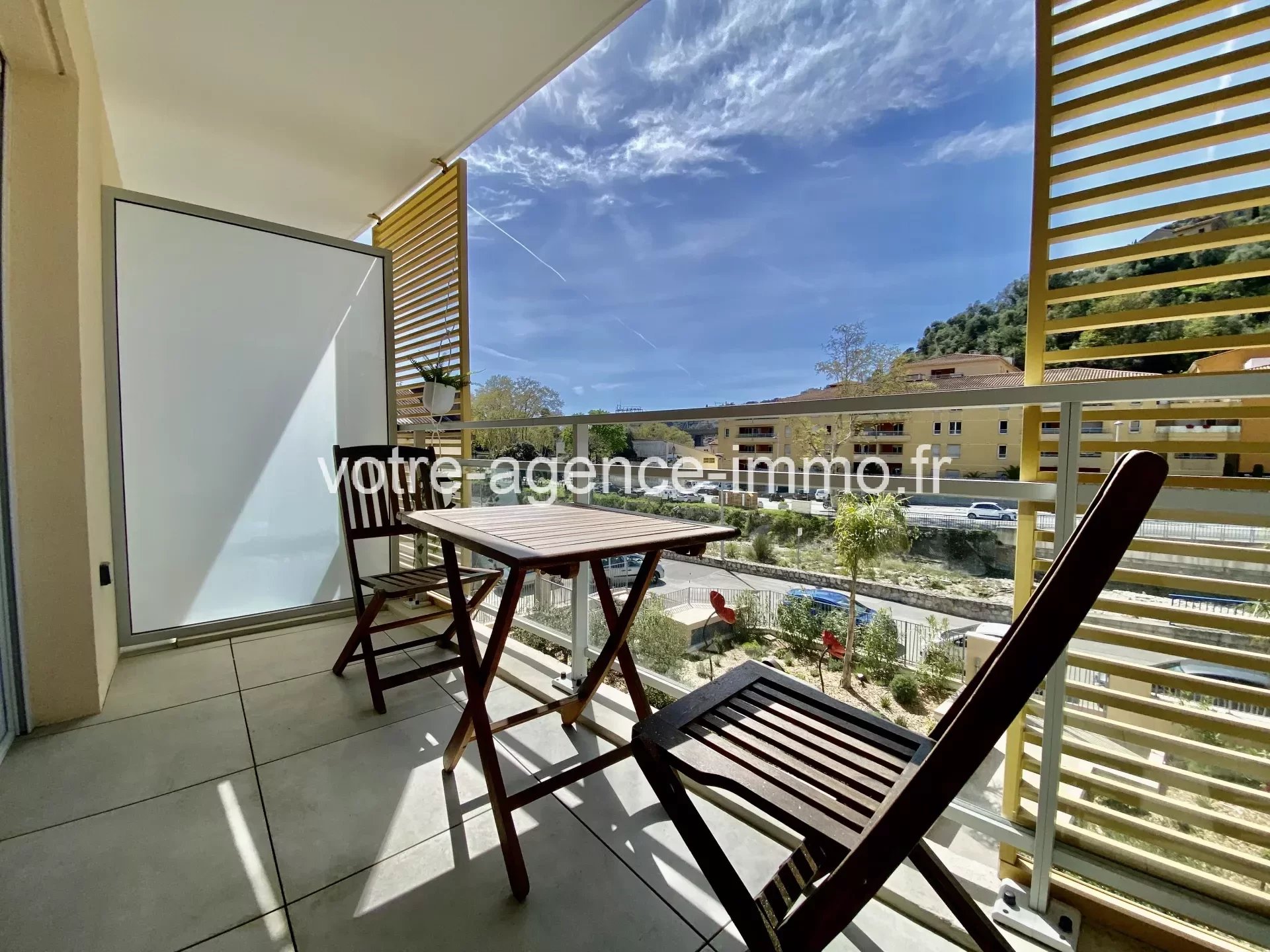 St André de la Roche- Location de studio meublé avec balcon et parking à 670€