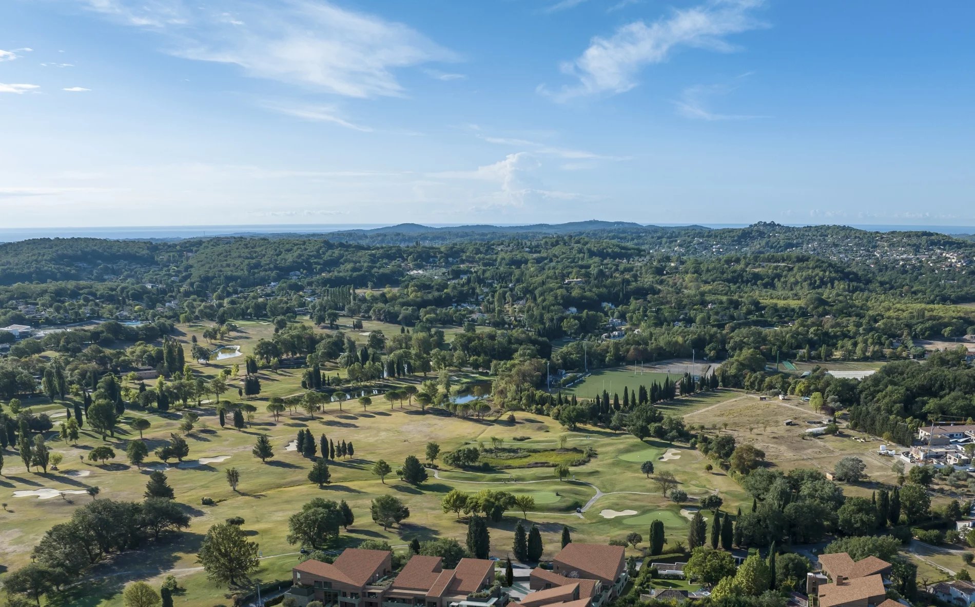 30 New-build luxury apartments overlooking the golf, Opio