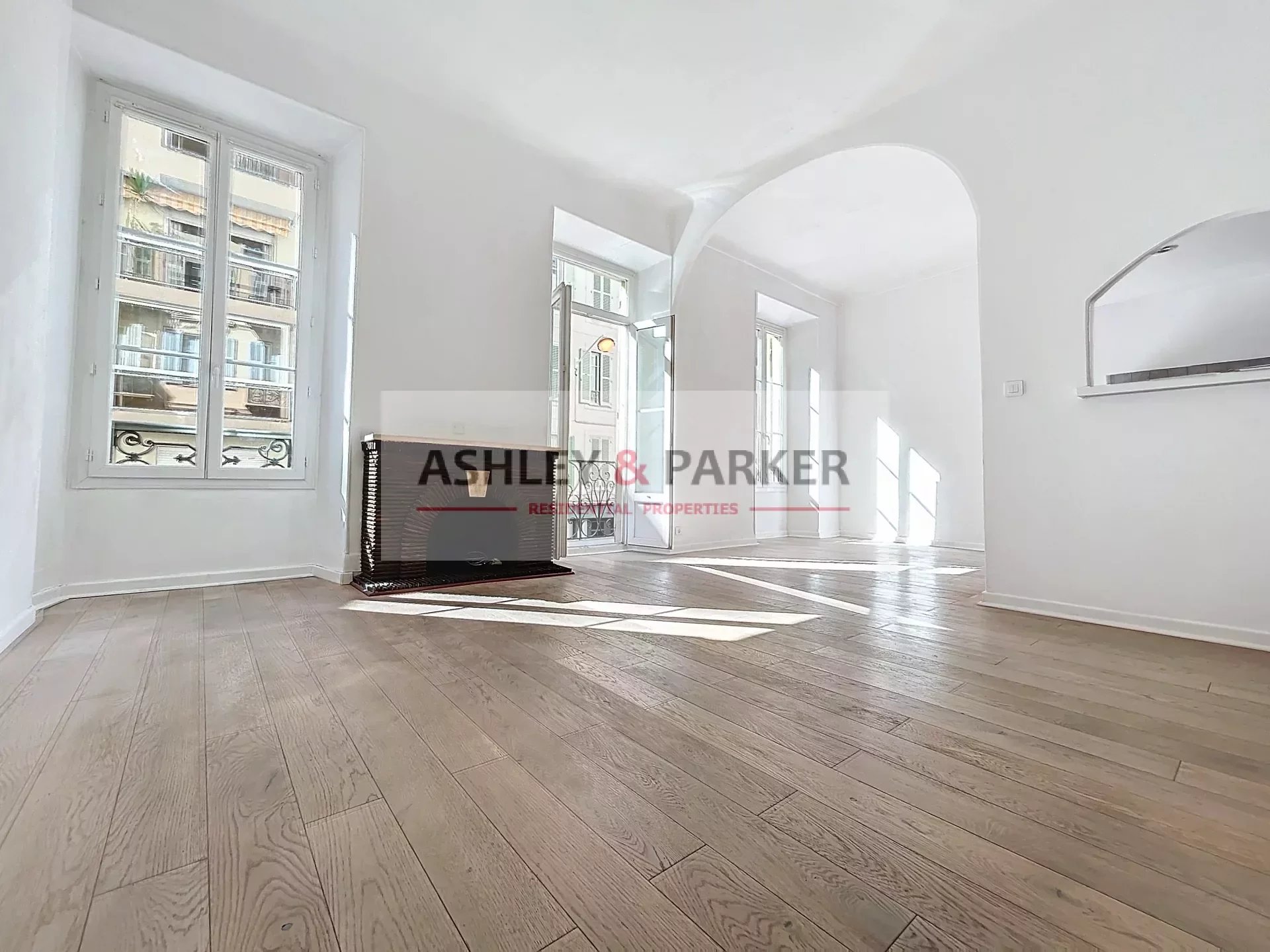 Vente Appartement 65m² 3 Pièces à Nice (06000) - Ashley & Parker