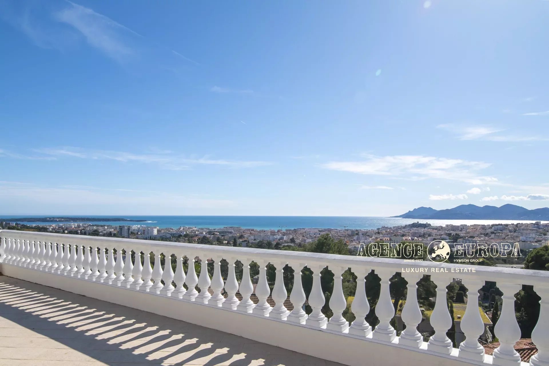 CANNES CALIFORNIE - SPECTACULAR SEA AND ISLANDS VIEW