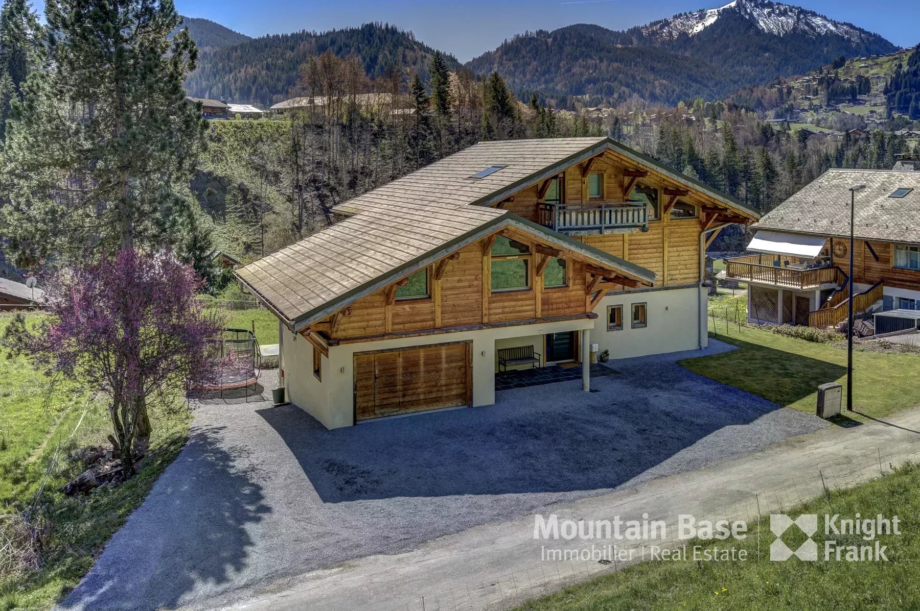 Photo of Fabulous 6 bedroom chalet, Montriond