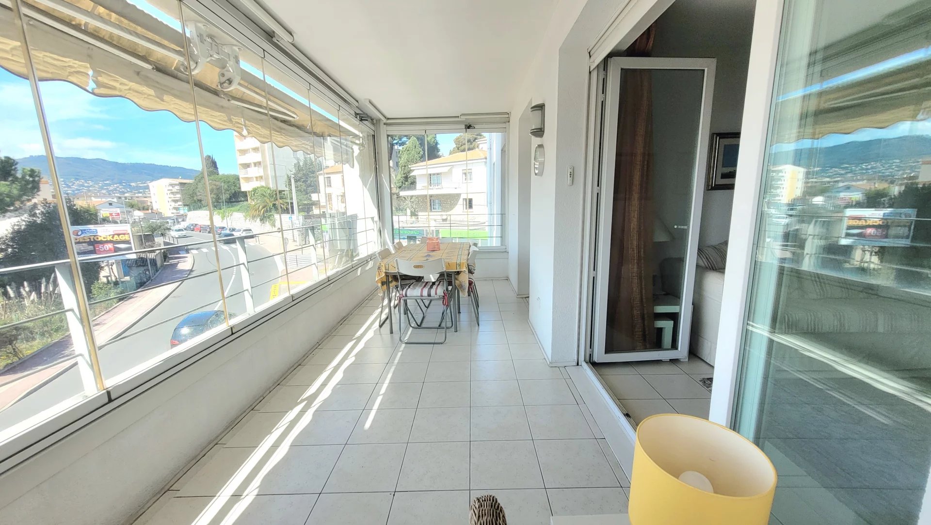 Vente Appartement 62m² 3 Pièces à Cannes la Bocca (06150) - Cannes Conseil Immobilier