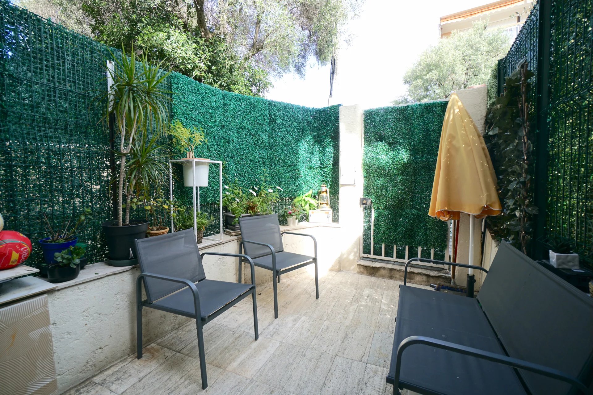 Vente Appartement 3 Pièces à Juan les Pins (06160) - Azur Seaside Properties