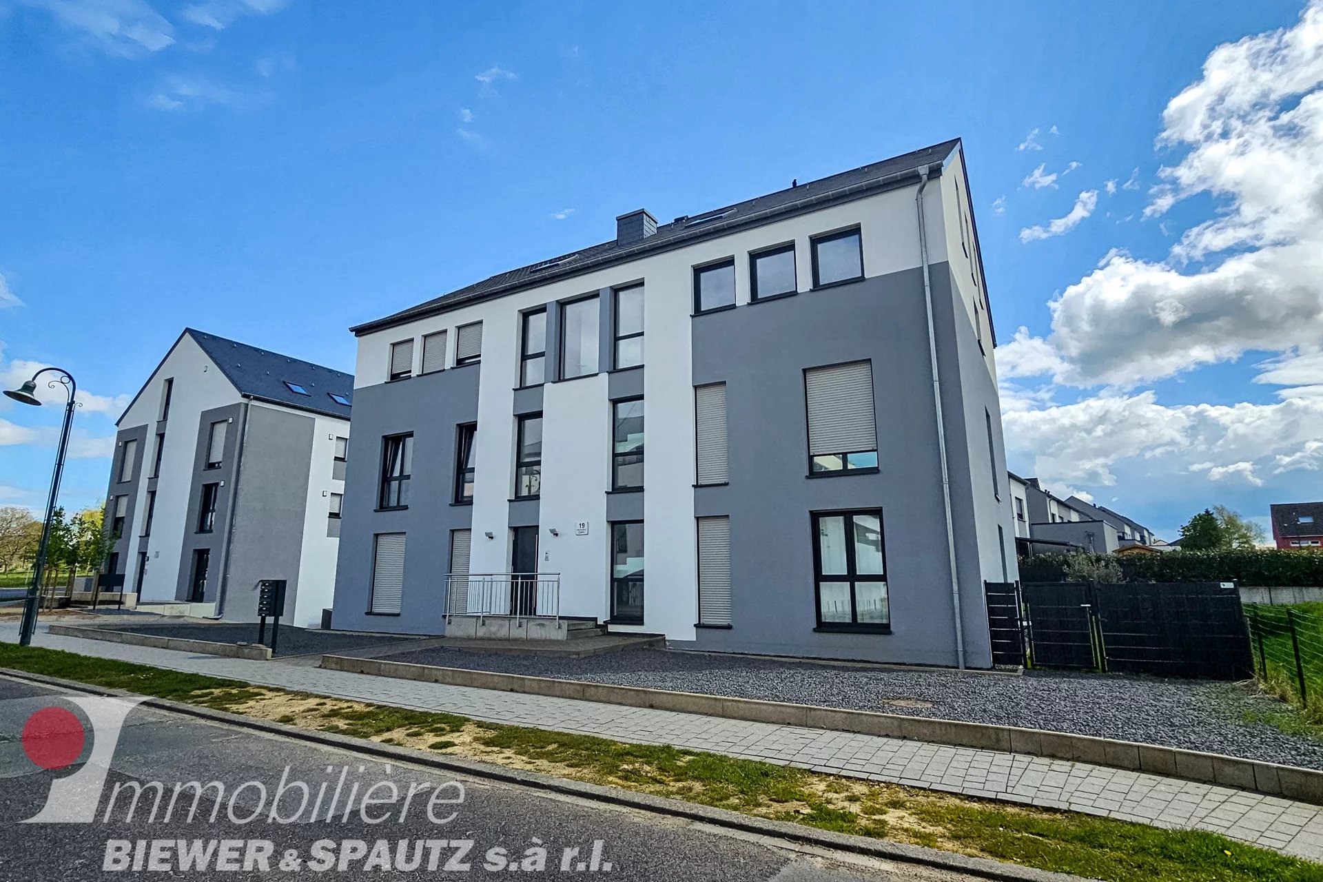 Zu Verkaufen: Modernes 2-Zimmer-Apartment in Berdorf