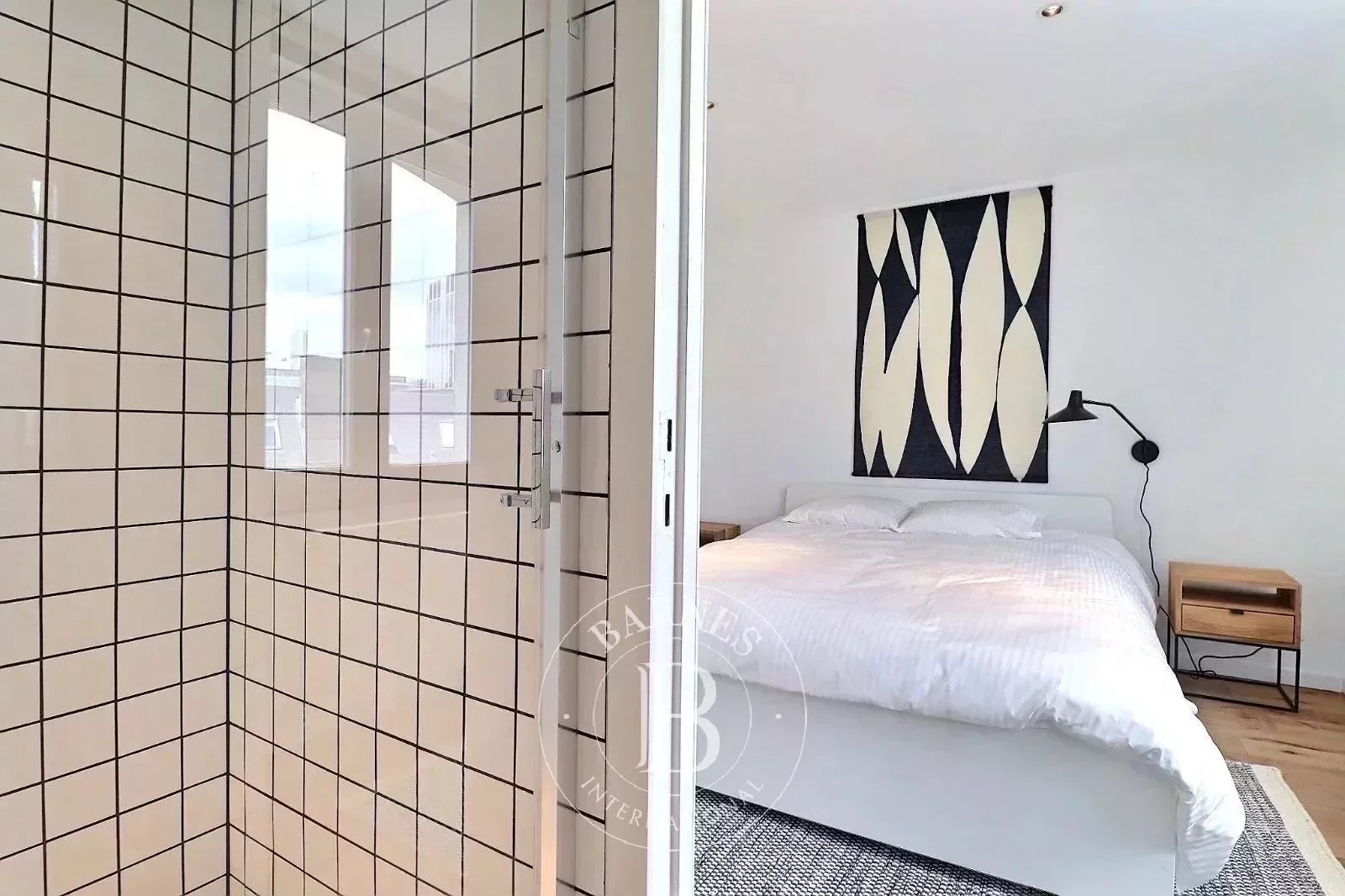 Boulevard Adolphe Max – Nieuw en gemeubileerd 1 slaapkamer appartement + mezzanine
