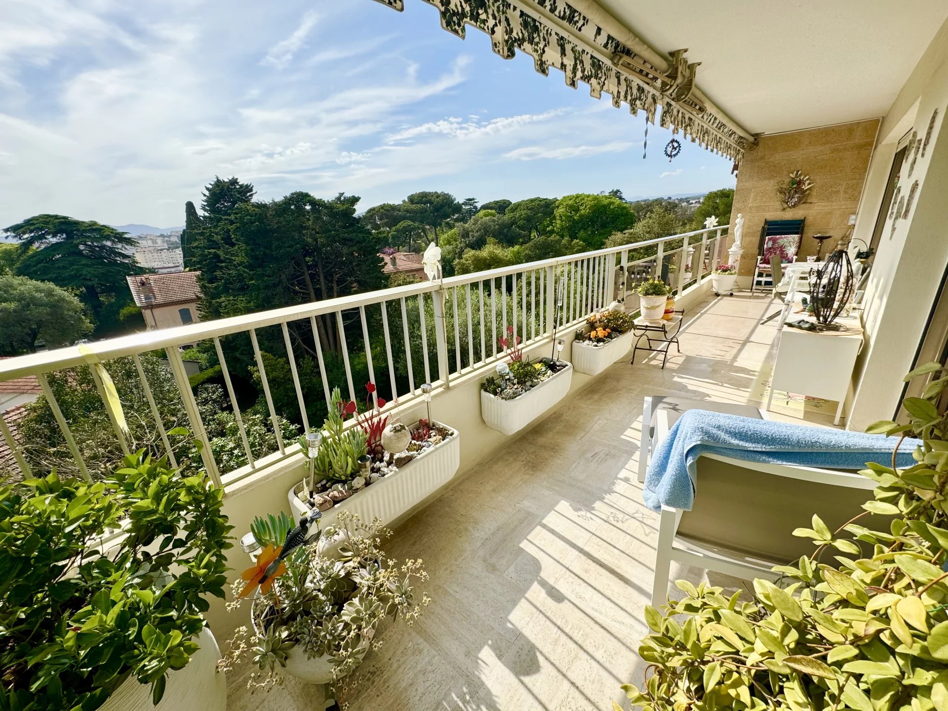 Cannes sale flat 3/4 rooms absolute quiet luxury residence