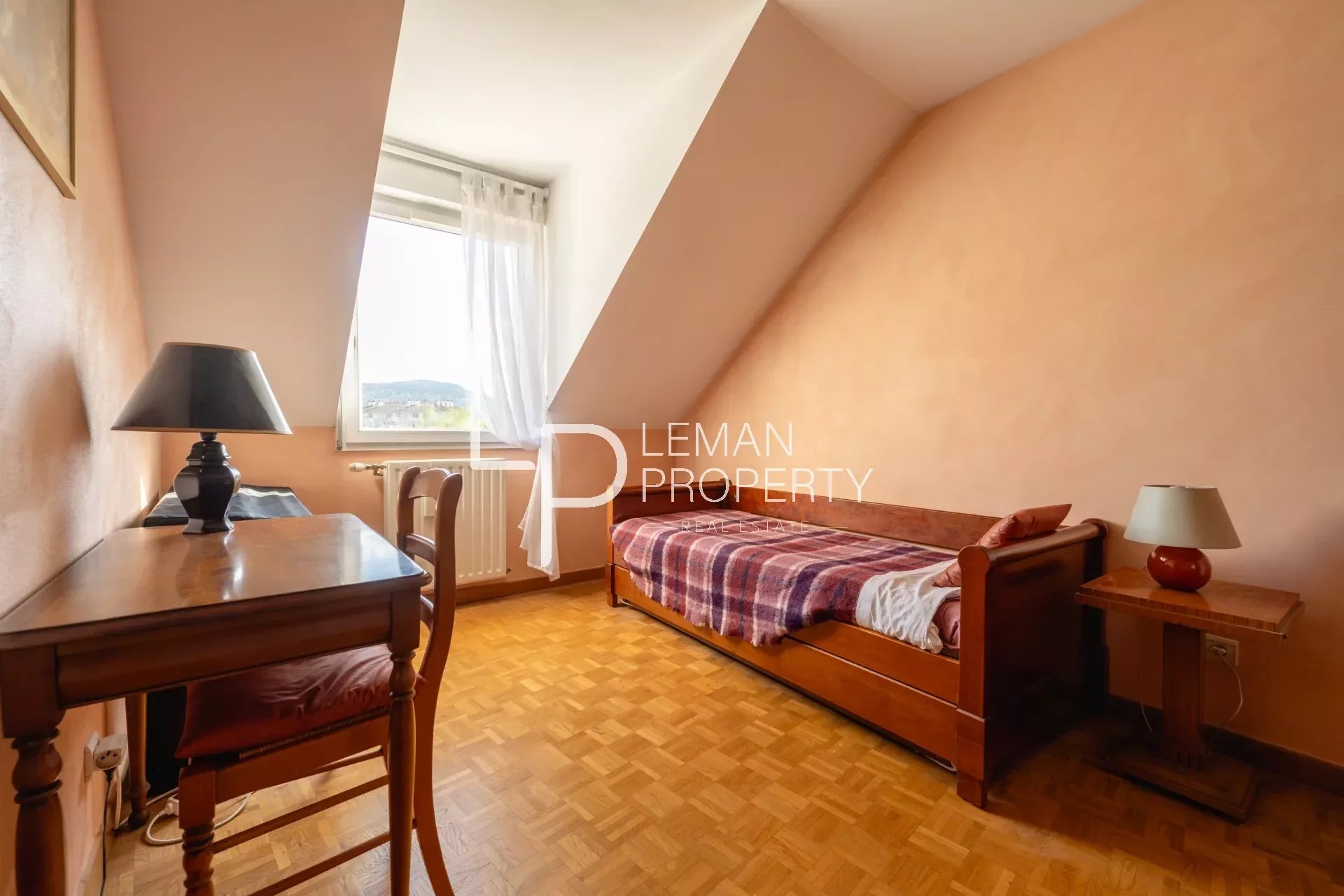 L'agence Leman property vous propose un appartement à la vente