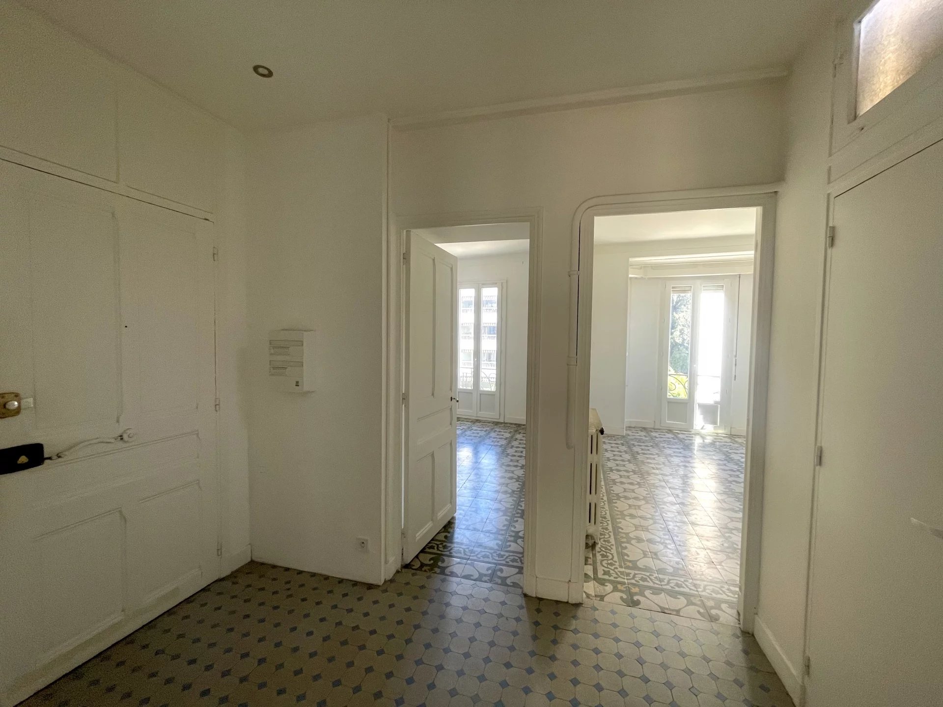 Cannes 3 P 67sq.m  Close to downtown